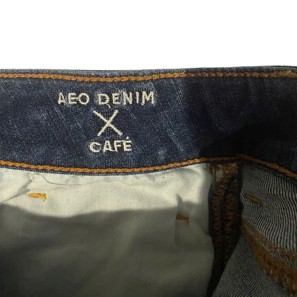 American Eagle Hi Rise Shortie Denim Distressed Shorts‎ Sz 6